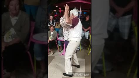 abuelito follando|Viejo abuelo follando una abuela .